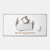 Meet Me In Wonderland不機嫌ハッタランニングー デスクマット (キーボード&マウス)