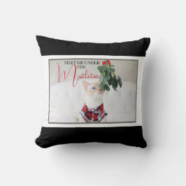 Meet Me Under The Mistletoe Cute Cat Red Flannel クッション