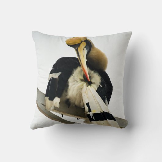 Meeting with the Great Hornbill:Icon of Phnom Penh クッション (裏面)