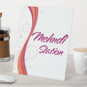 Mehndi station 台座サイン (インサイチュ)