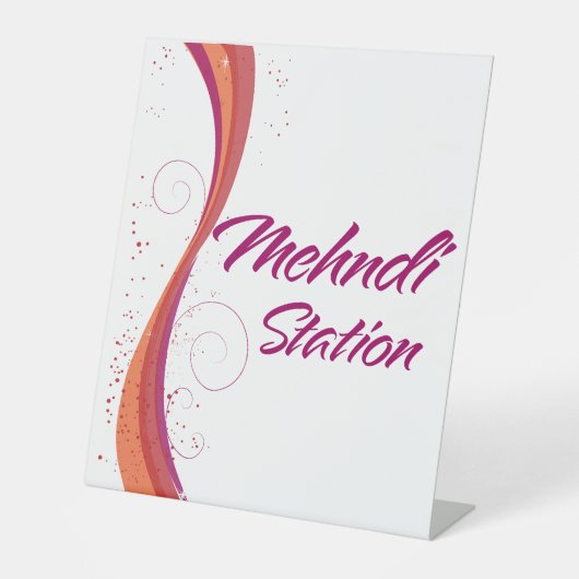Mehndi station 台座サイン (正面)