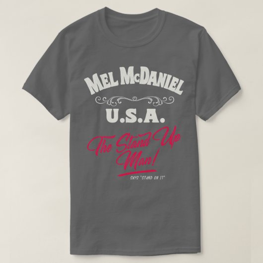 Mel McDanielがIt Tシャツに立つ Tシャツ (デザイン正面)
