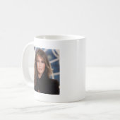 Melaniaの切札の公式のホワイトハウスの写真 コーヒーマグカップ (正面左)