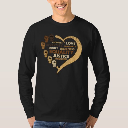 Melanin Power Fist Heart Black History Month BLM A Tシャツ (正面)