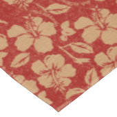 Mele KalikimakaのヴィンテージのPareauのハワイアンのハイビスカス テーブルクロス (アングル)