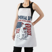 Memorial Day Fallen Heroes Patriotic Soldier Shirt エプロン (インサイチュ)