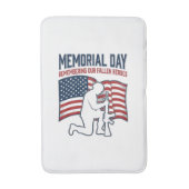 Memorial Day Fallen Heroes Patriotic Soldier Shirt バスマット (正面縦)