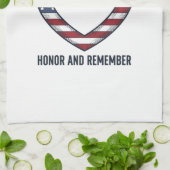 Memorial Day Heart Honor and Remember Shirt Design キッチンタオル (折り畳み)