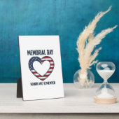 Memorial Day Heart Honor and Remember Shirt Design フォトプラーク (側面)