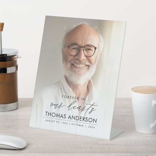 Memorial or Funeral Photo Tribute White Faded 台座サイン (インサイチュ)