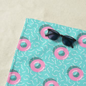 Memphis Polka Hoops ビーチタオル (インサイチュ)