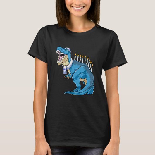 Menorasaurus Rex Dinosaur Happy Hanukkah Pjs Famil Tシャツ (正面)