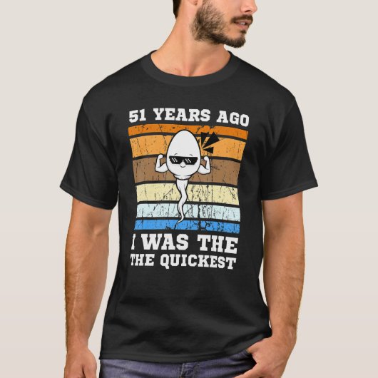 Mens最も速い泳ぐ人51年前に最も速い精子 Tシャツ (正面)