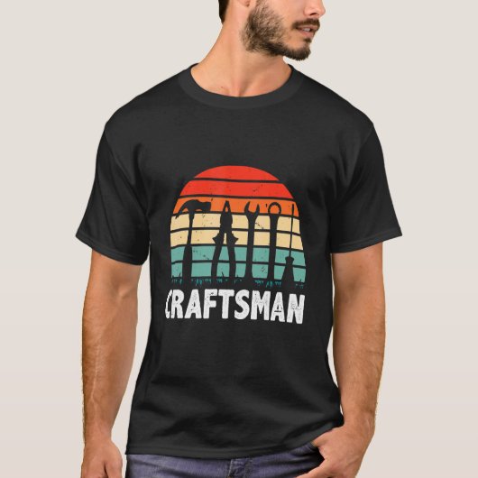 Mens職人レトログラフィックエレクトリシャン労働者 Tシャツ (正面)