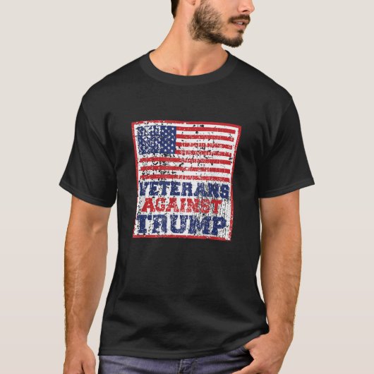 Mens退役軍人Trump軍隊獣医アンチTrumに Tシャツ (正面)