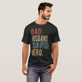 Mens Dad Husband Prison Officer Hero Tシャツ (正面フル)