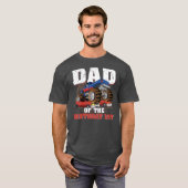 Mens Dad Of The Birthday Boy Funny Monster Truck Tシャツ (正面フル)