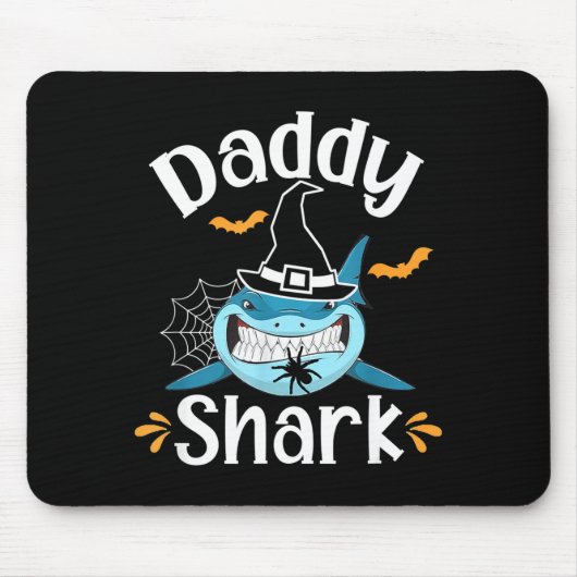 Mens Daddy Shark Funny Halloween Daddy Announcemen マウスパッド (正面)