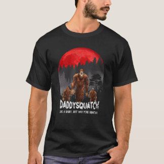 Mens DaddysquatchのようにDaddy Just Way More Squat Tシャツ