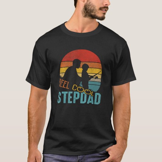 Mens  Fathers Day  Reel Cool Stepdad Fishing Fishe Tシャツ (正面)