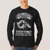 Mens GRANDDAD Knows Everything Shirt 60th Gift Fun Tシャツ (正面)