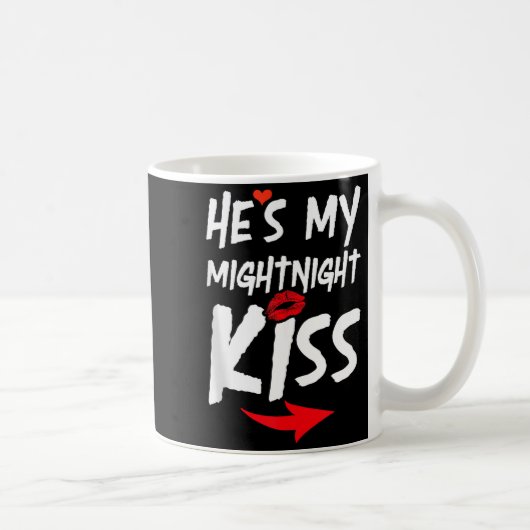 Mens He's My Midnight Kiss Happy New Year Matching コーヒーマグカップ (右)