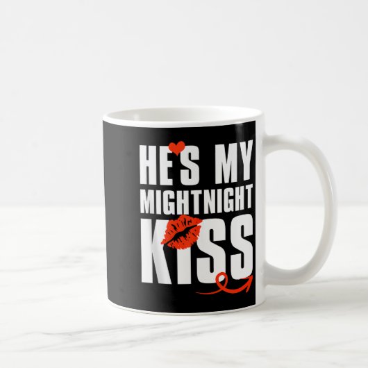 Mens He's My Midnight Kiss Happy New Year Matching コーヒーマグカップ (右)
