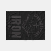 Men's Iron Sharpens Iron Proverbs 27 7 Christian G フリースブランケット (正面(横))