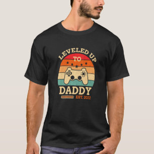 Mens Level Up To Daddy 2022 Cognive Video Game Co Tシャツ