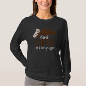 Mens Mama Needs Coffee Caffeine Addict Roast Latte Tシャツ (正面)