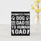 Mens Promoted From Dog Dad To Human Dad, Funny New カード (黄色い花)