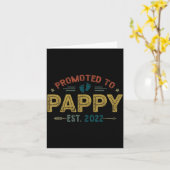 Mens Promoted To Pappy Est 2022 Funny New Pappy  カード (黄色い花)