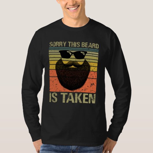 Mens Sorry This Beard Is Taken Valentines Day Desi Tシャツ (正面)