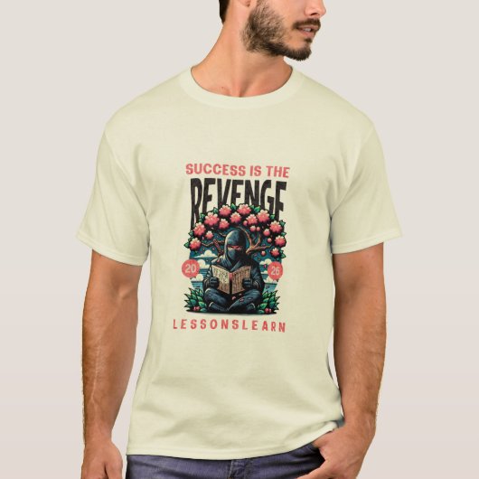 MEN'S SUCCESS REVENGE LESSONS LEARN T SHIRT  Tシャツ (正面)