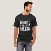 Mens Welcome To The Man Cave Worker Crafting Mecha Tシャツ (正面フル)