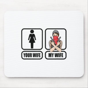 Mens Your Wife – 私の妻タトゥー_銃 – 父親D マウスパッド