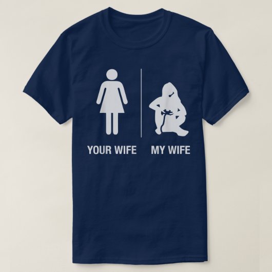 Mens Your Wife My Wife Gamer , Funny Gaming Husban Tシャツ (デザイン正面)