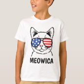 Meowicaはワイシャツ、愛国心が強いおもしろいな猫7月4日をからかいます Tシャツ (正面)
