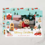 Meowy おもしろい Cat Christmas Snowy Winter Scene写真 箔シーズンカード<br><div class="desc">私たちはデザインし、この図解入りの、写真付きのおもしろい猫クリスマステーマのホリデーフォイルカード。猫を愛する人なら誰でも楽しめるホリデーカード！私たちのデザインは、冬のおもしろいの冬の町のシーンにおもしろい猫のイラストレーションを表示する。私たちは猫の氷のスケートで滑る、サンタのそりに乗る猫、クリスマスライトに絡まった可愛い猫、赤いトラックに乗る猫、クリスマスプレゼントから覗く猫がいる。ホイル金ゴールドの雪は、金ゴールドホイルの「メオウィクリスマス」と一緒に追加される。裏側には猫の柄が合う。すべてのイラストレーションは鳥類科学のオリジナルのアートワークによって手書き描かれている</div>