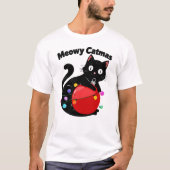 Meowy Catmas - Cat with Christmas ornament Tシャツ (正面)