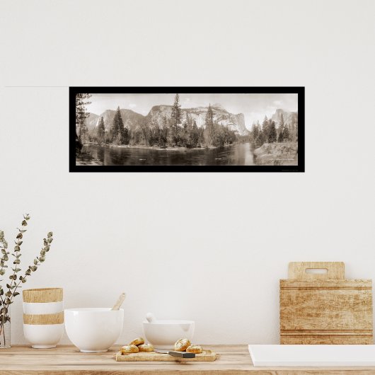 Merced River Yosemite写真1915 ポスター (キッチン)