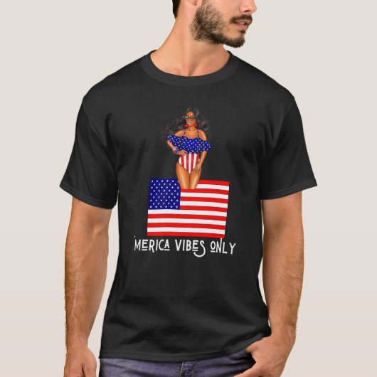 Merica Vibes唯一の愛国女性かわいい水着Us Tシャツ (正面)