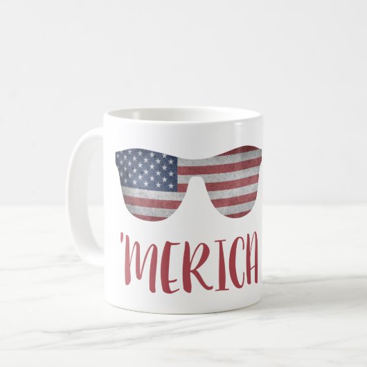 'MERICA WITH AMERICAN SUNGLASSES – アメリカ コーヒーマグカップ (正面左)