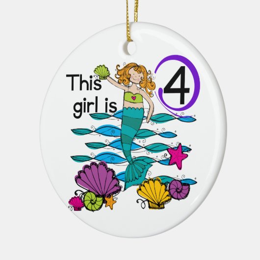 Mermaid 4th誕生日Tシャツとギフト セラミックオーナメント (左)