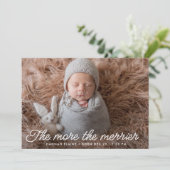 Merrier Script Holiday Birth Announcement Card 案内状 (スタンド正面)