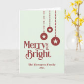「Merry and Bright」優雅な淡緑色のクリスマス カード (黄色い花)