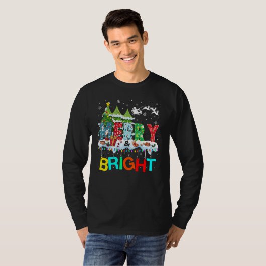Merry and Bright Christmas Tree Christmas Lights M Tシャツ (正面フル)