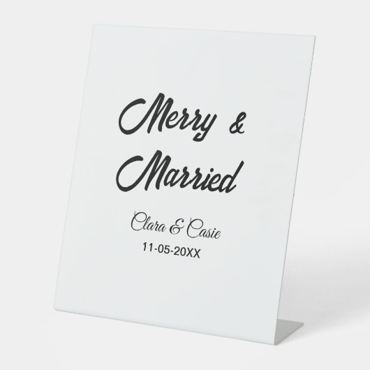 Merry and married add couple Name date holidayChr 台座サイン (正面)