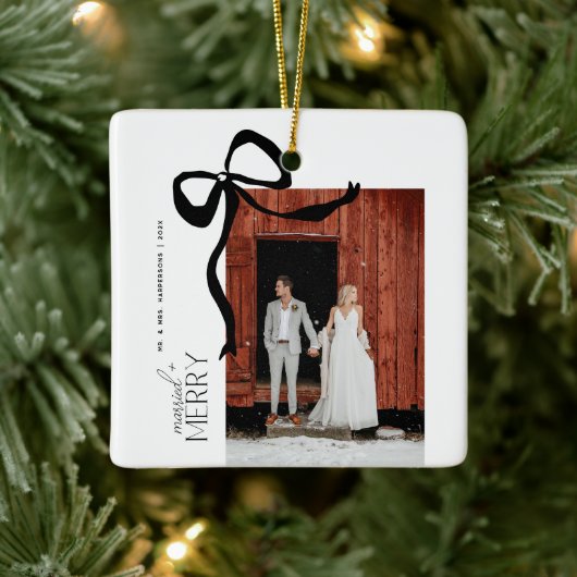 Merry and Married Script 2 Photos Christmas Bow セラミックオーナメント (ツリー)