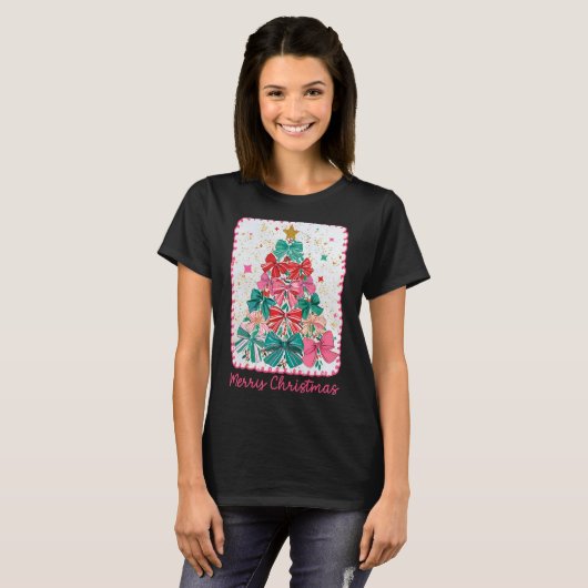 Merry Christmas Coquette Bow Xmas Tree Holiday Gir Tシャツ (正面フル)
